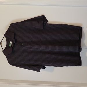 Mens size XL short sleeve shirt.